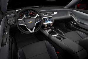 Chevrolet Camaro 1LE, interni della nuova muscle car - UltimoGiro.com