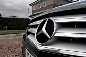 Mercedes logo - UltimoGiro.com