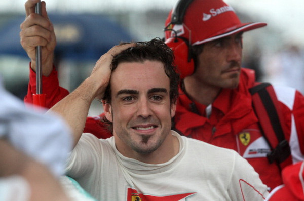 f1 alonso in cina il cavallino diventa formica