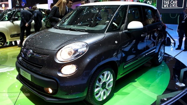 stabilimento serbia fiat 500 l
