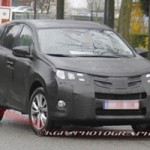 toyota rav4 foto spia