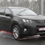 toyota rav4 foto spia