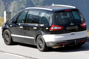 ford galaxy nuova generazione foto spia