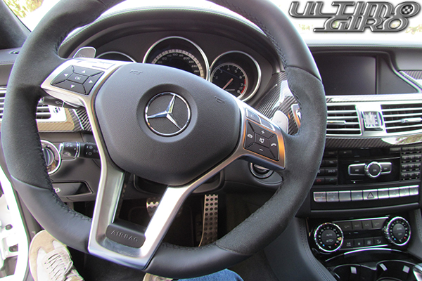 Mercedes-Benz CLS 63 AMG Shooting Brake, prova test drive (particolare del posto guida) - UltimoGiro.com