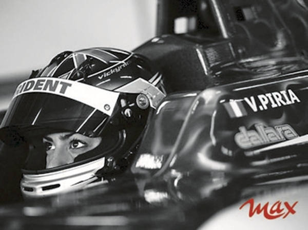 vicky piria sexy campionessa foruma 1 ma