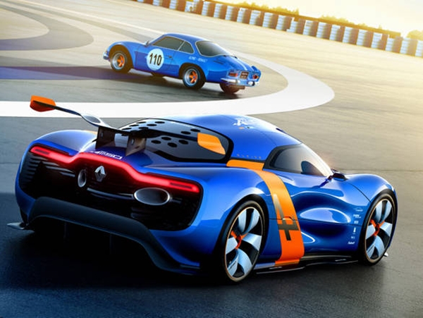 renault alpine esordio 2015