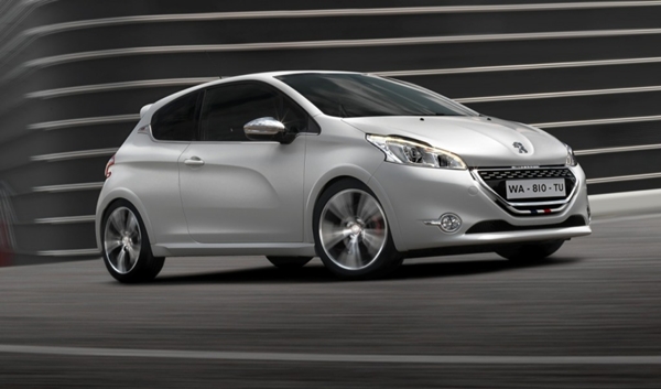 peugeot 208 gti prezzo italia