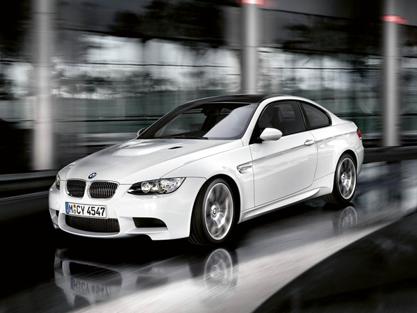 bmw m trazione posteriore