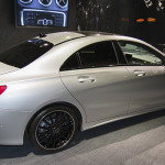 Mercedes CLA, stella ribelle in passerella a Milano Moda Donna 2013 (immagine laterale) - UltimoGiro.com