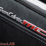 Maserati GranCabrio MC (particolare del badge MC) - UltimoGiro.com