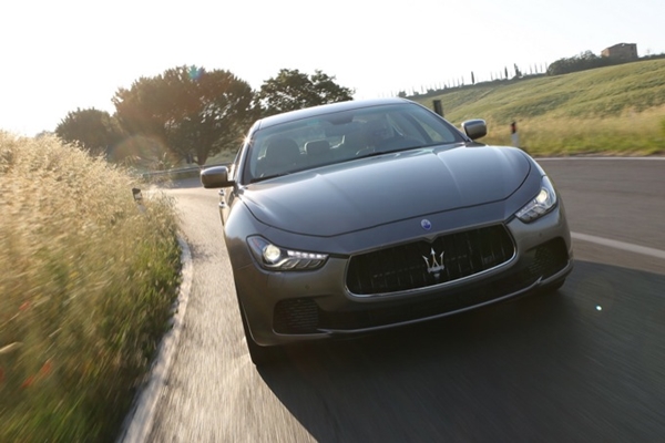 maserati ghibli prezzi italia