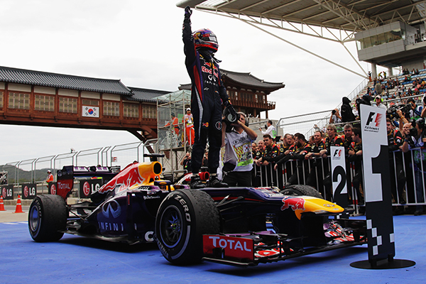 GP Corea 2013, vince Sebastian Vettel ormai a un passo dal mondiale (in piedi su Red Bull) - UltimoGiro.com
