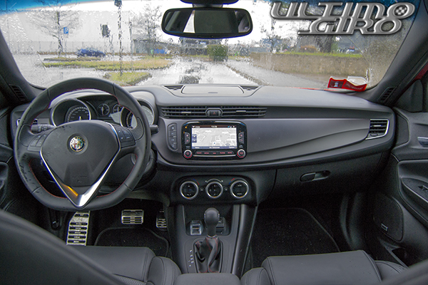 Alfa Romeo Giulietta Quadrifoglio Verde, il test drive di UltimoGiro 11