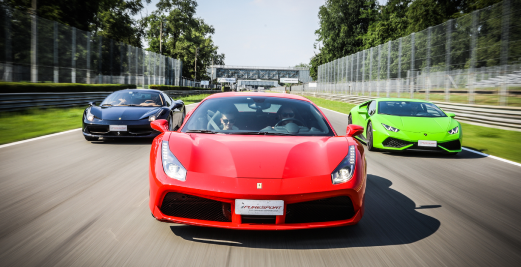 Guidare una Ferrari in pista | Ultimogiro