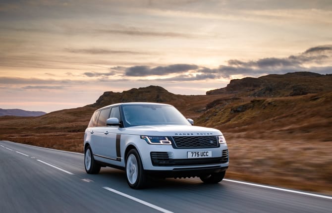 Range Rover PHEV 18MY Global Media Drive
